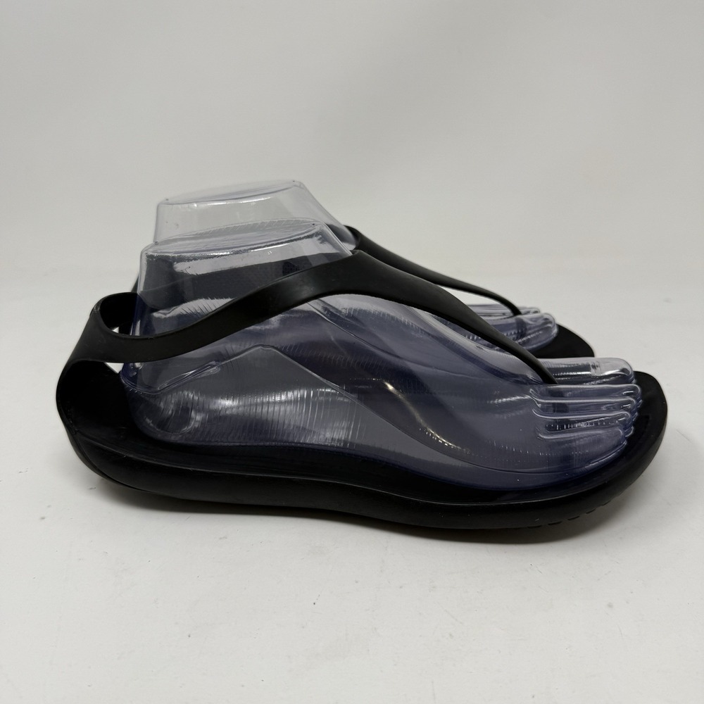 Crocs Kadee II Flip Flops Womens 8 Black Thong Sandals Comfort Shoes